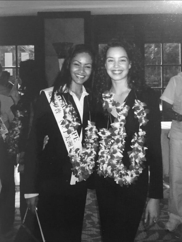 Lauranza Doliman et Azra Akin Miss World 2002