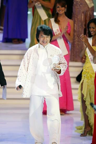 Jackie Chan Membre d'Honneur du Jury Miss World 2003