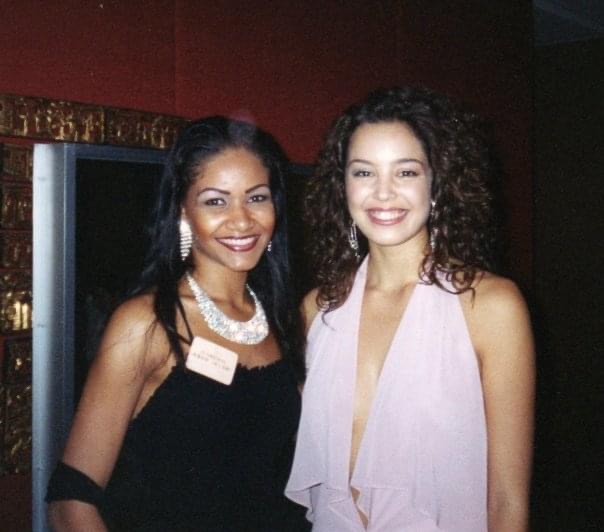 Lauranza et Azra Akin Miss World 2002